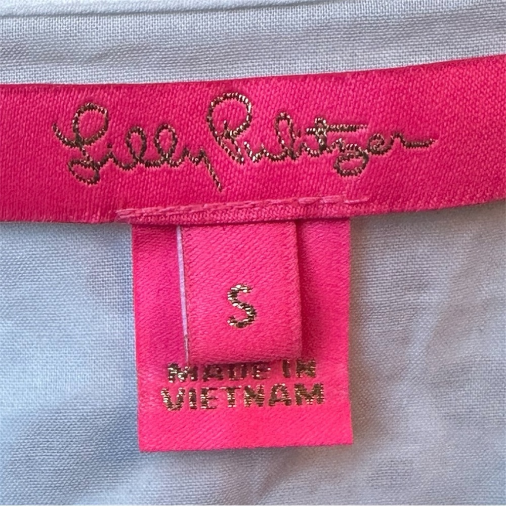Lilly Pulitzer Size S Faun Top Resort White Large Petal Eyelet Blouse - Picture 9 of 12